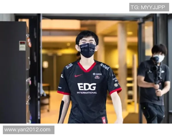 Jiejie波比控场展现魅力与实力引领潮流新风尚 Jiejie波比控场展现魅力与实力引领潮流新风尚