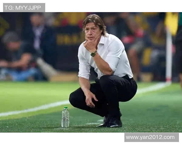 塞维利亚终结连败,球迷欢呼新帅改变战术 塞维利亚终结连败,球迷欢呼新帅改变战术