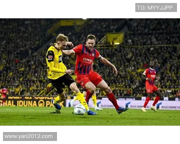 沙尔克04主场惨败,积分榜垫底之殇 沙尔克04主场惨败,积分榜垫底之殇